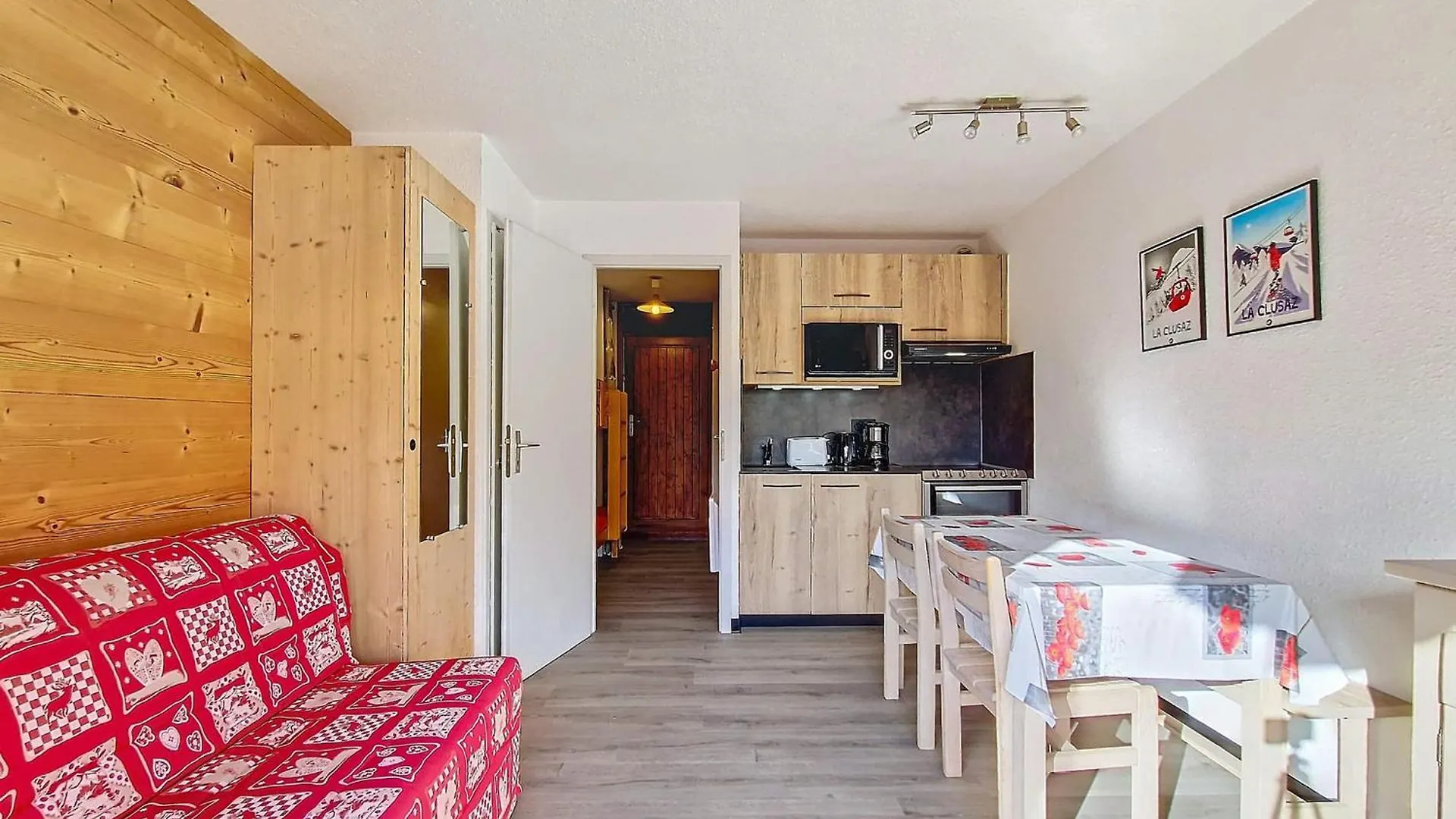 Studio Cosy A La Clusaz Pour 4 Pers, Wifi, Garage, Animaux Admis - Fr-1-818-3 0*,  צרפת